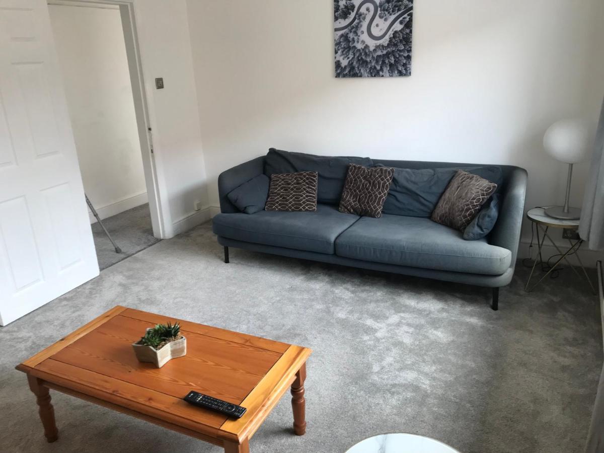 4 Bedroom Property Which Sleeps 8 Very Close To The Harry Potter Studio And Watford Junction エクステリア 写真
